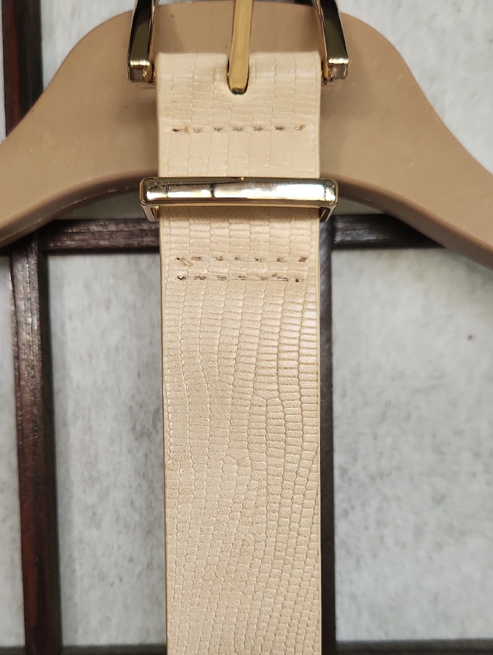Calvin Klein Light Tan Leather Belt with Embossed Logo Brand New